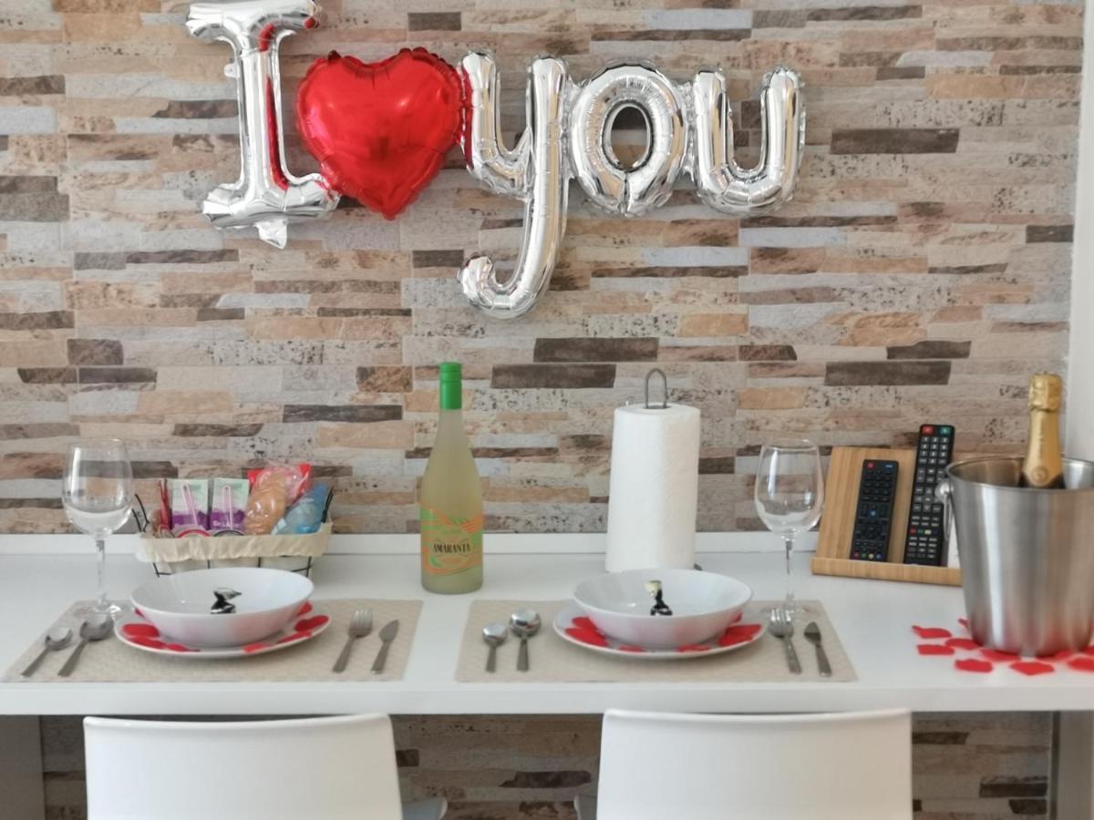 Eres Emerita "Apartamentos & Suites" เมรีดา ภายนอก รูปภาพ