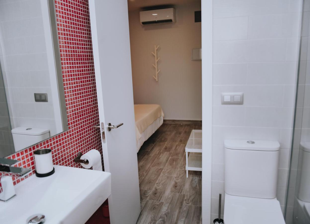 Eres Emerita "Apartamentos & Suites" เมรีดา ภายนอก รูปภาพ