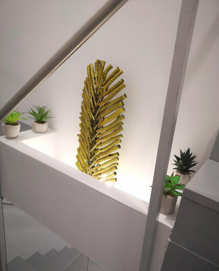 Eres Emerita "Apartamentos & Suites" เมรีดา ภายนอก รูปภาพ